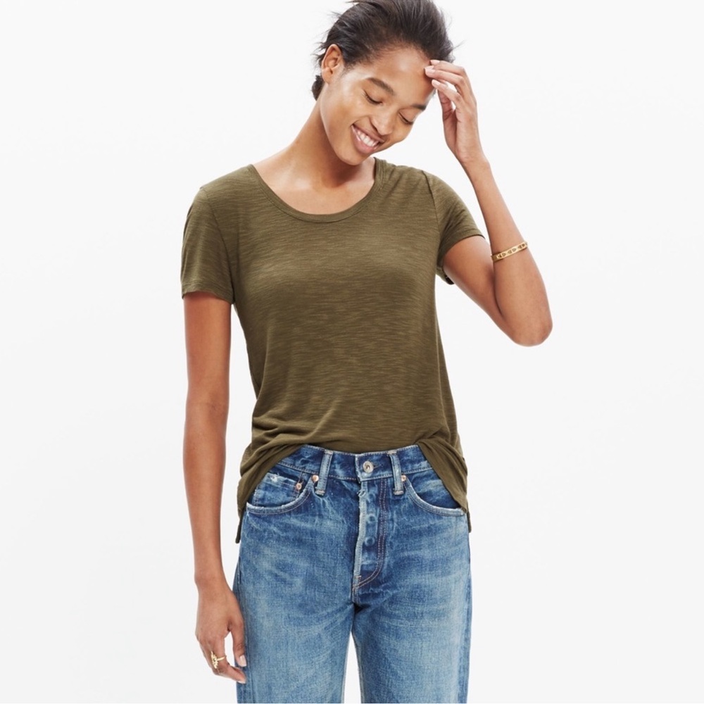 Madewell Anthem Crewneck Tee in Olive Green - Size XS